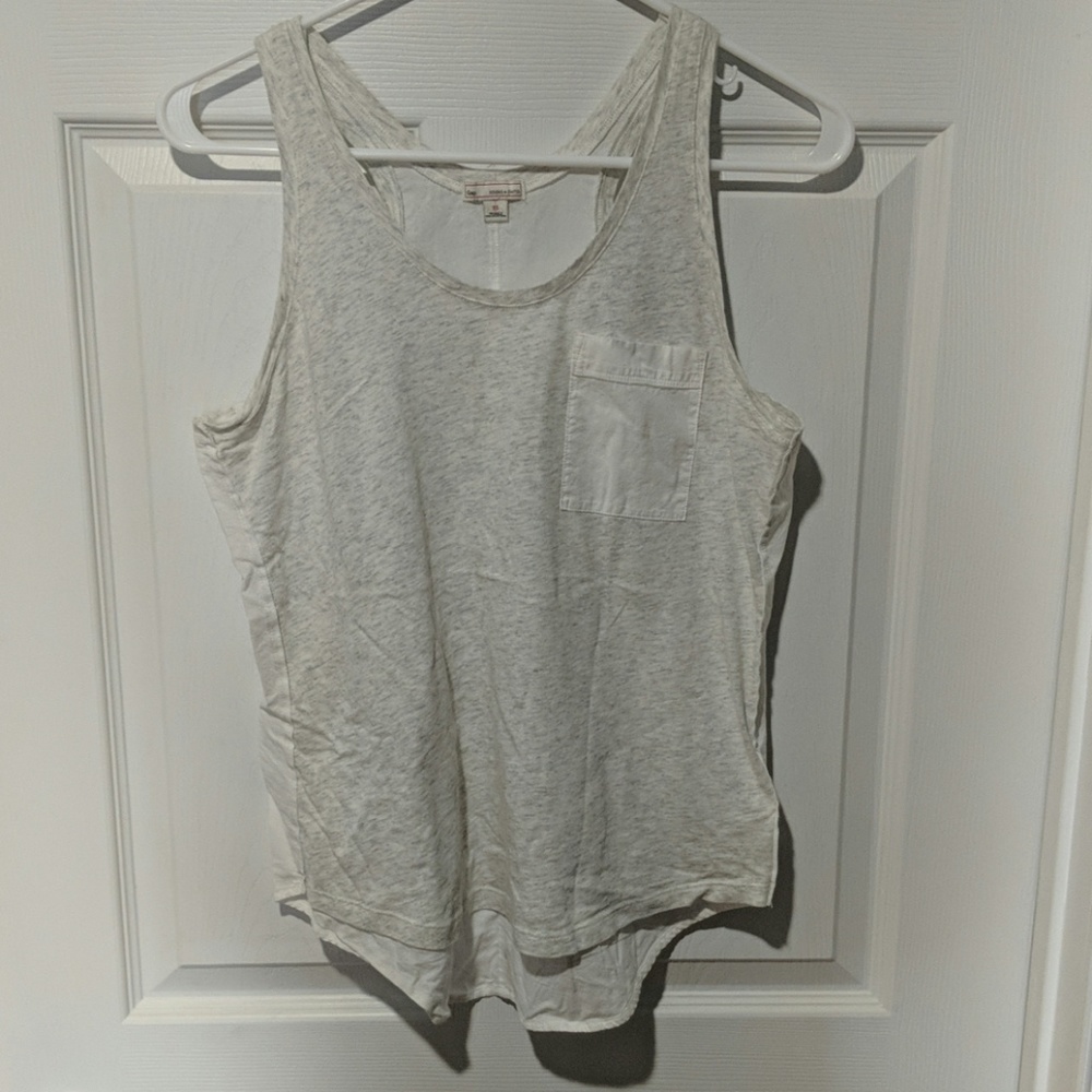 Gap gray and white cotton tank